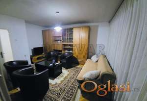 Izdaje se odličan trosoban stan u Duvaništu, 100m2