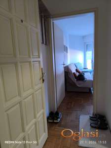 novonamešten...  PET friendly...