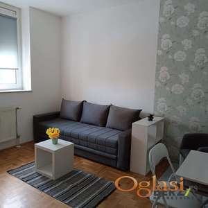 PRELEPA GARSONJERA NA SALAJCI