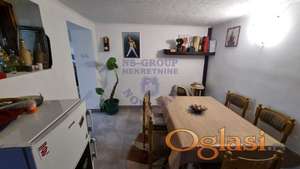 Lepo uređena vikendica u Rakovcu