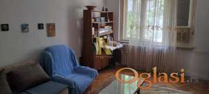 Komforan trosoban stan na atraktivnoj lokaciji (CENTAR)