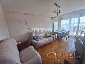 renoviran ,tc Ušće,mesecno plaćanje ID#5697