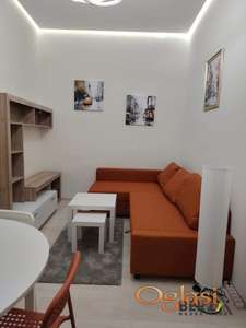  ODLIČAN JEDNOIPOSOBAN STAN U SAMOM CENTRU GRADA