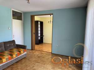 TROIPOSOBAN STAN, BULEVAR OSLOBOĐENJA