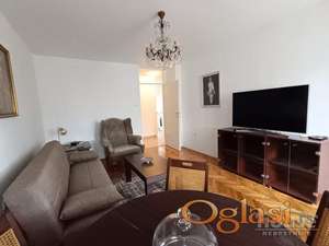 NOVI SAD - CENTAR - 59m2 - 500 evra