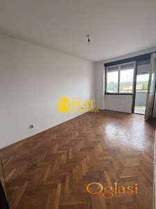Inđija, trosoban stan, 65m2 ID#5075