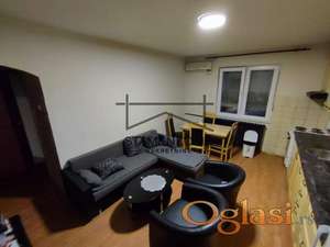 Satelit - Renoviran - Može kredit za mlade