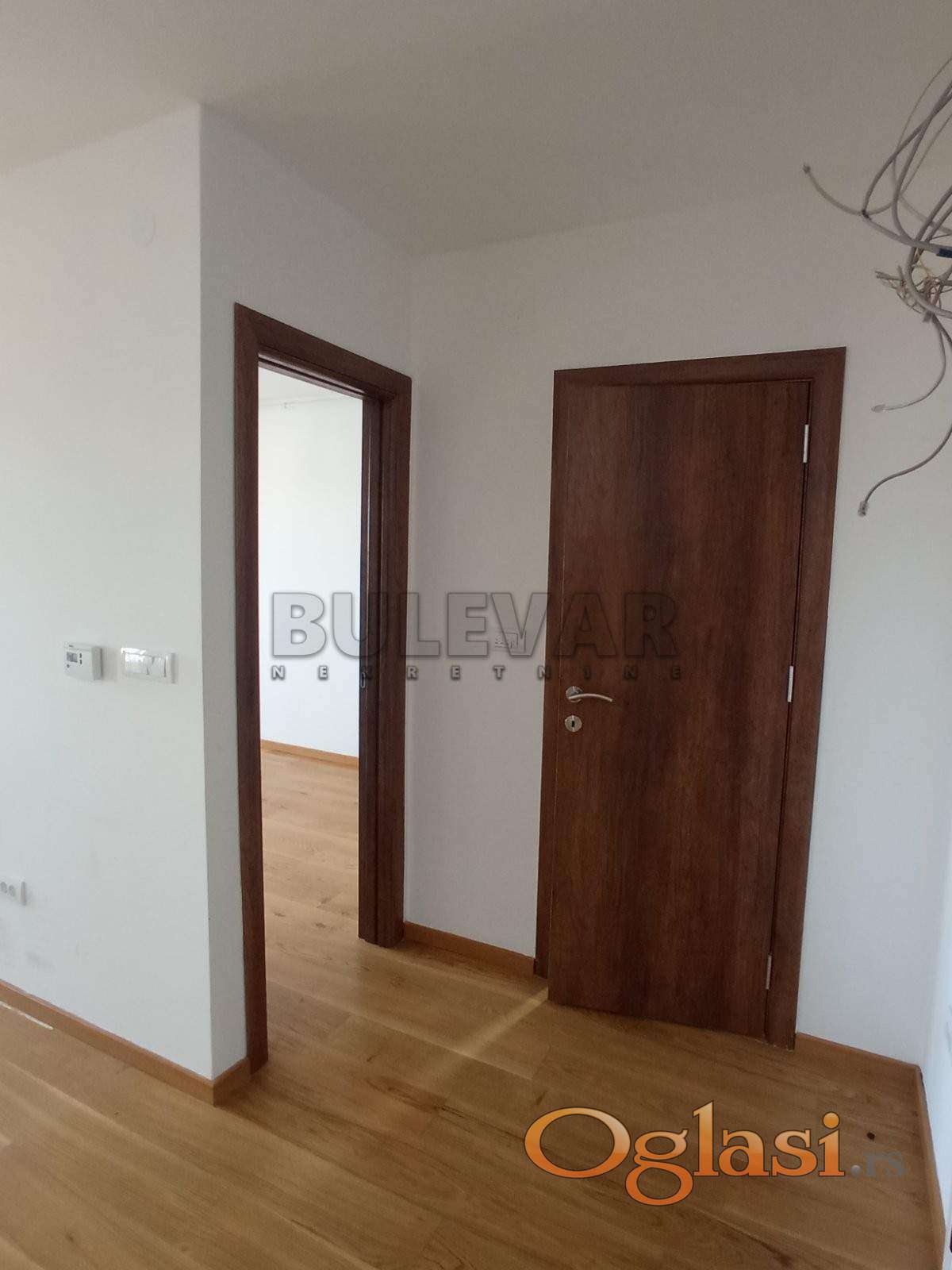 New three-room apartment with glazed terrace - 65 2, Erdoglija, Kragujevac — photo