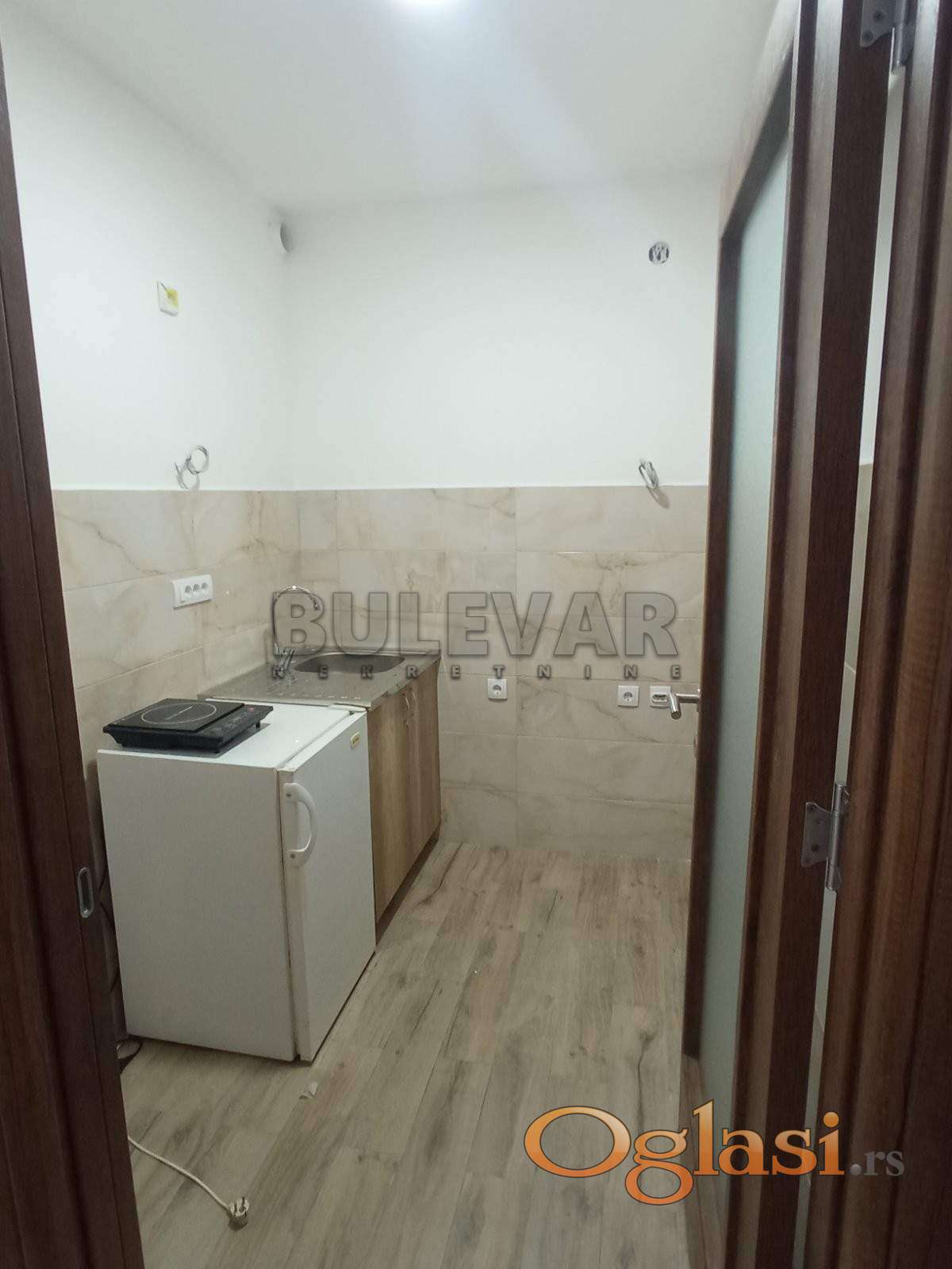 New three-room apartment with glazed terrace - 65 2, Erdoglija, Kragujevac — photo