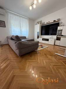 Stan 70 m2 Grbavica, Novi Sad