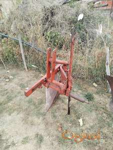 Plugovi imt 752