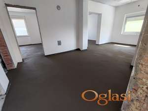 Šid kuća 120m2,2 stamb.jedinice plac 1254m2 HITNO!