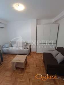 Izdaje se garsonjera 27m2 u blizini Šojke!