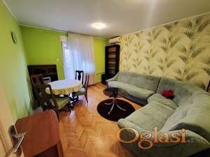 Kompletno namešten dvosoban stan, Nova Detelinara