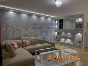 Četvorosoban  LUX stan- Salajka!