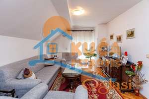 Kuća u Durlanu, 210m2, odlična lokacija