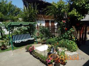 Kuća u Dolovu kod Pančeva - obronci Deliblatske peščare