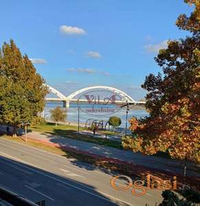 Novi Sad, Kej, prelep dvosoban stan sa pogledom na Kej