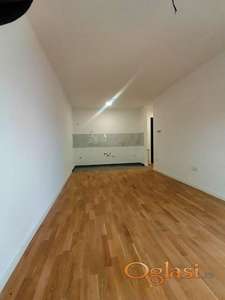 Nov neuseljavan dvoiposoban stan 58m2, kalorimetar - Podbara