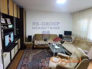 Trosoban stan na Limanu 4,71m2