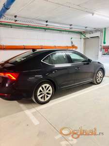 Izdajem garazu u suterenu zgrade. Heroja Pinkija 71, nova zgrada, ulaz na daljinski.