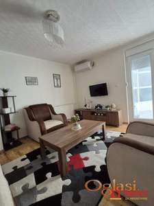 Dvosoban stan na Keju – 50 m² | Odlična lokacija | 450 €
