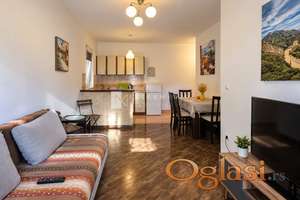 Jednosoban stan na prodaju u centru Igala, Herceg Novi – 34 m², 50 m od mora