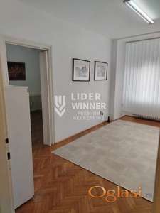 Izdaje se prostran stan na top lokaciji ID#4527