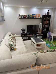 Retko u ponudi – renoviran, dvostrano orijentisan stan na Limanu 3, 55 m²