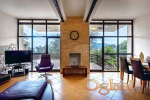 Privatna vila u Budvi - samo nekoliko minuta hoda od plaže