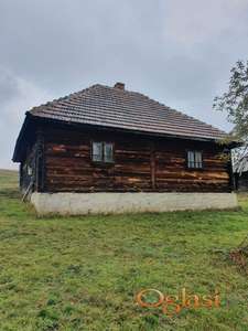 Na prodaju plac 40ari sa starom Chalet kucom na Zlatiboru