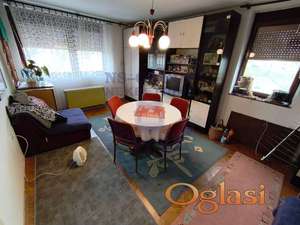 Trosoban stan na Salajci!