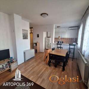 Uknjižen, dvosoban stan blizu Prvomajske ID#1099