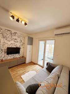 Novi studio u Bečićima – nasuprot restorana Two Capitans