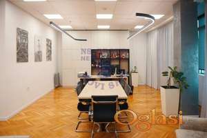 Poslovni prostor u funkciji kancelarije - 227m2