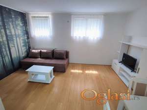 Stan,PETROVARADIN,CENTAR,kv: 26, € 200, ID: 9101641