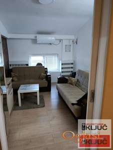 CENTAR, 52m2, Dvoiposoban kod Trga Mladenaca
