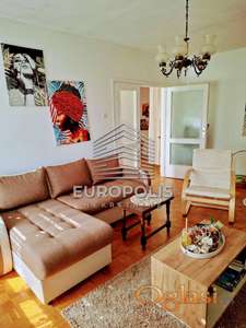 Izuzetna prilika trosoban stan u naselju Braće Jerković ID#9403