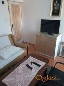 PRODAJE SE DVOSOBAN STAN – TEMERIN