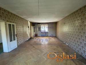 Na prodaju kuća površine 273 m². Ivona 065/4019279