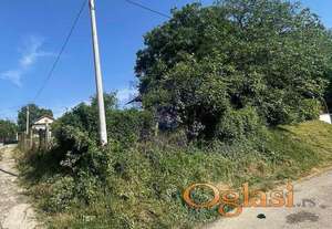 Odličan građevisnki plac na odličnoj lokaciji!