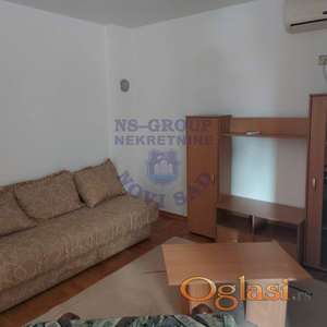 Izdaje se nameštena garsonjera površine 28m² na Grbavici