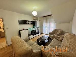 Nova Detelinara, petosoban, useljiv odmah! 