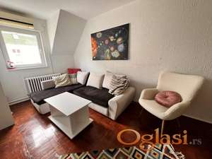 Garsonjera 28m2 Grbavica, Novi Sad