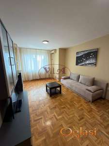 Novi Sad, Bul. Evrope, prostran dvosoban stan