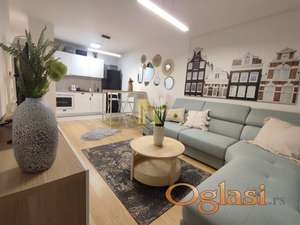 Jednoiposoban stan - Centar, useljiv 01.04.