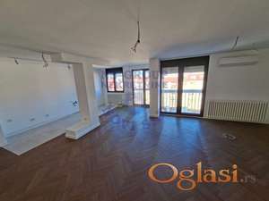 Odlican petosoban stan na Limanu 4