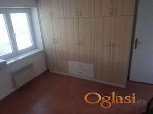 Odlična kuća u Sremskoj Kamenici!