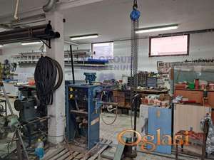 Na prodaju lokal površine 76m² realno oko 100m².