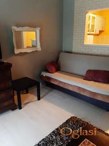 Izdajem garsonjeru – Nova Detelinara, Novi Sad (30 m²)